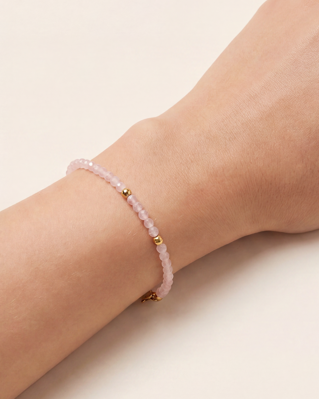 Alizea Rosenquarz Armband Edelstahl vergoldet