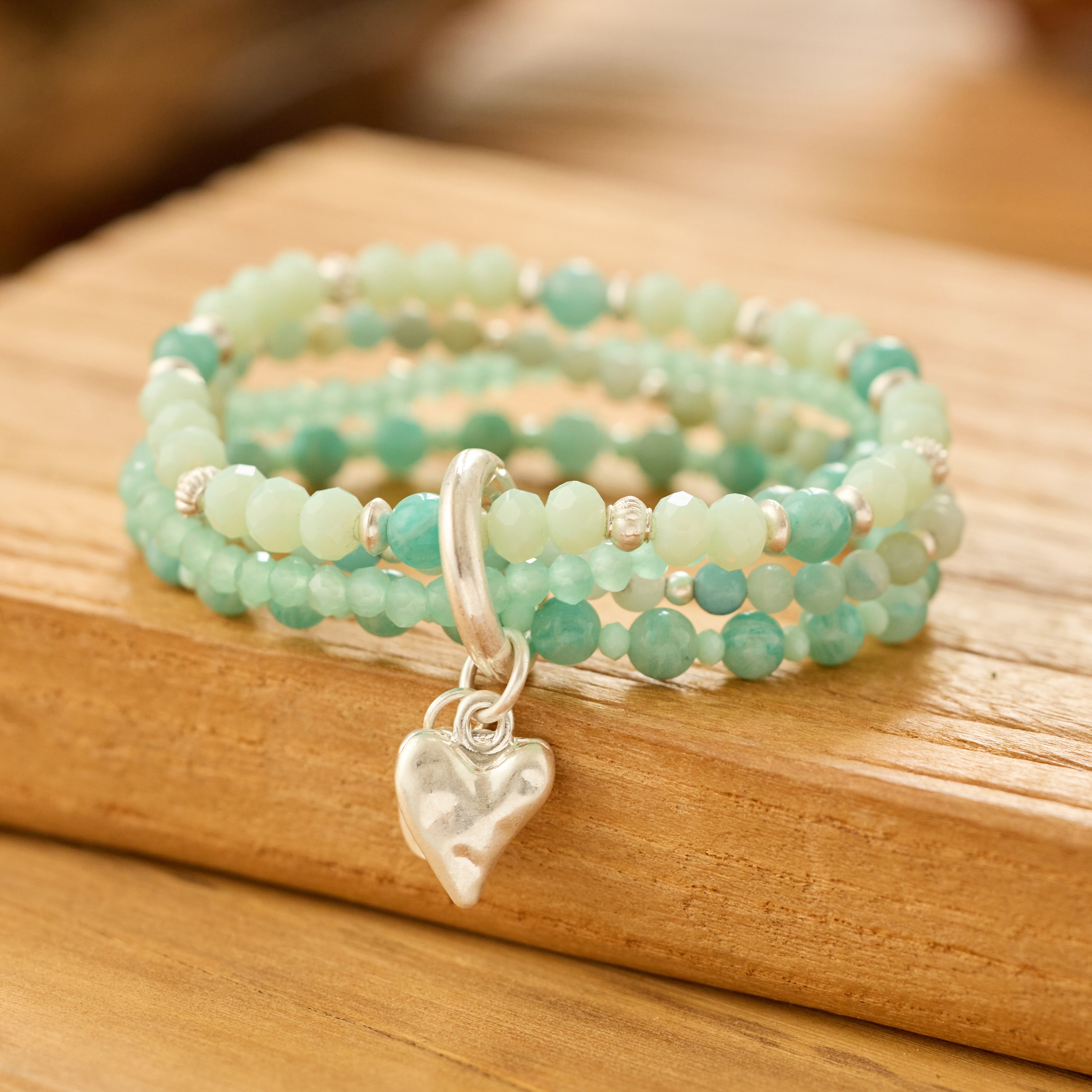 Armband aus Amazonite mit Herzanhänger