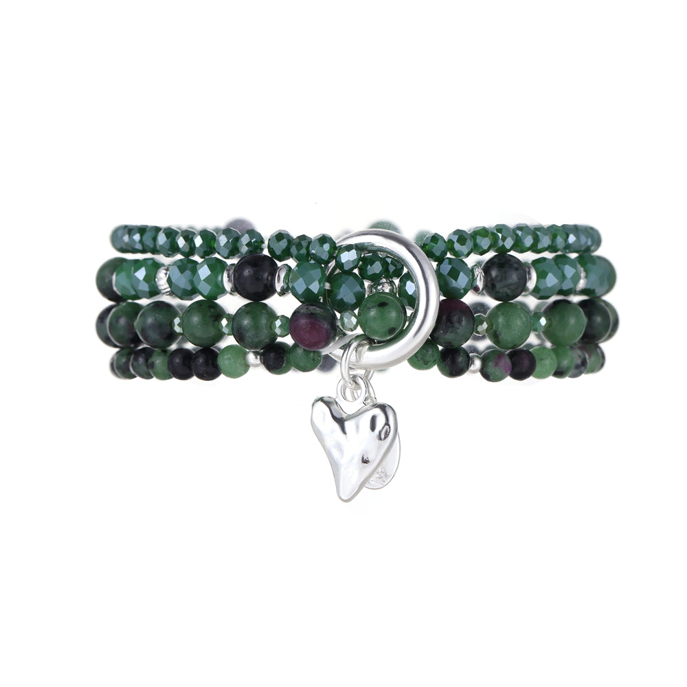 Armband mit Herzanhänger aus Epidot