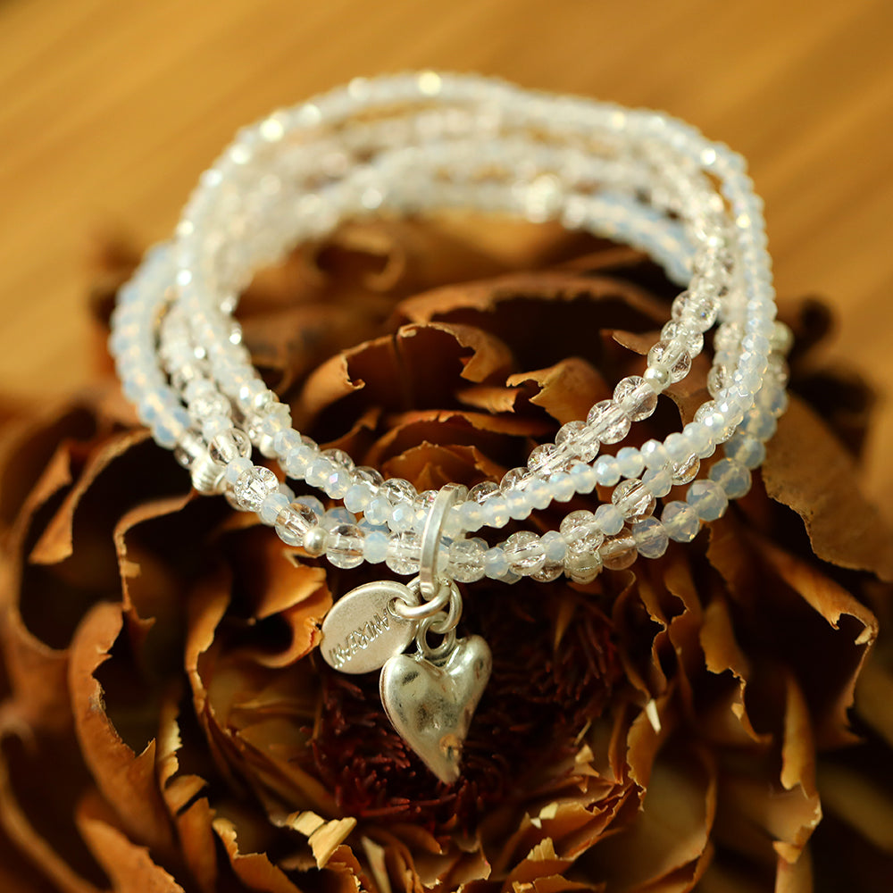 Armband aus echtem Bergkristall mit Herzanhänger
