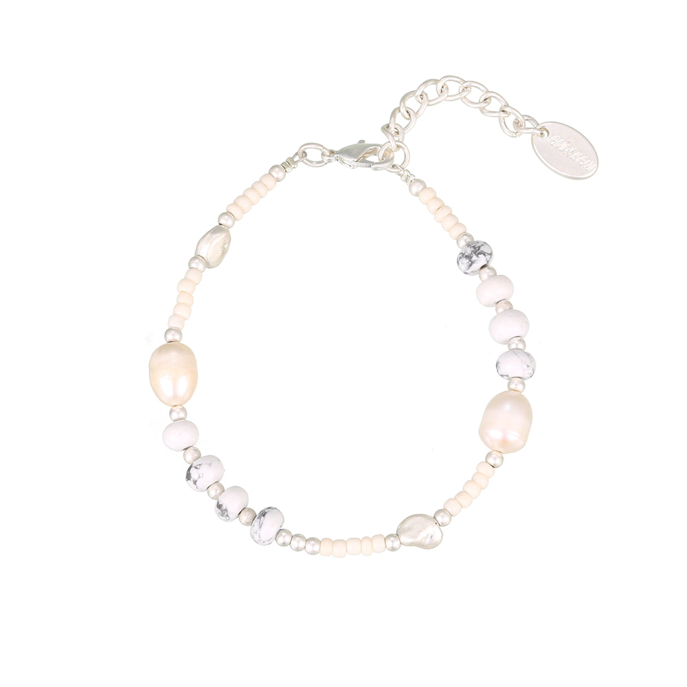 Yoru Halsketten/ Armbänder