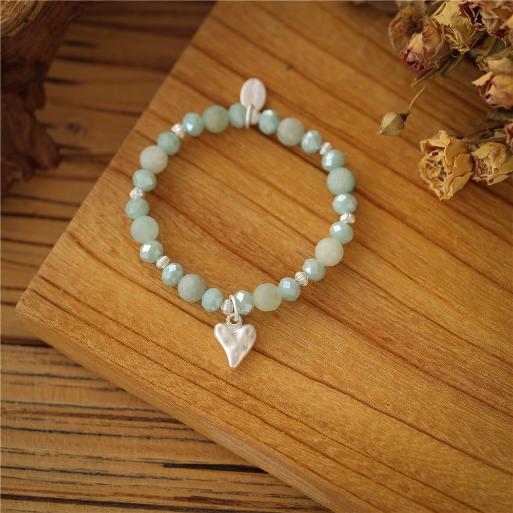 Armband aus echtem Cuprit mit Herzanhänger