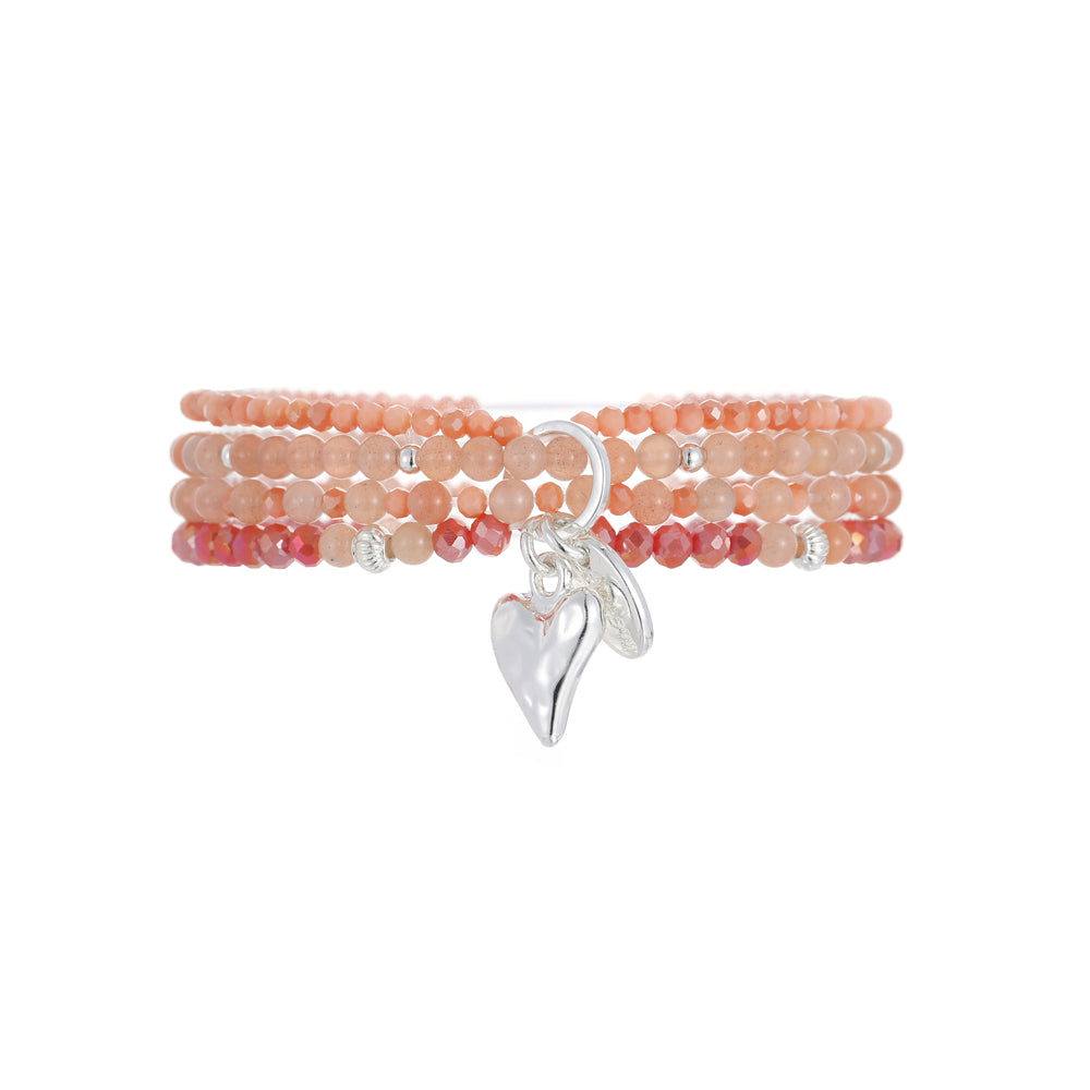 Armband aus Sonnenstein mit Herzanhänger