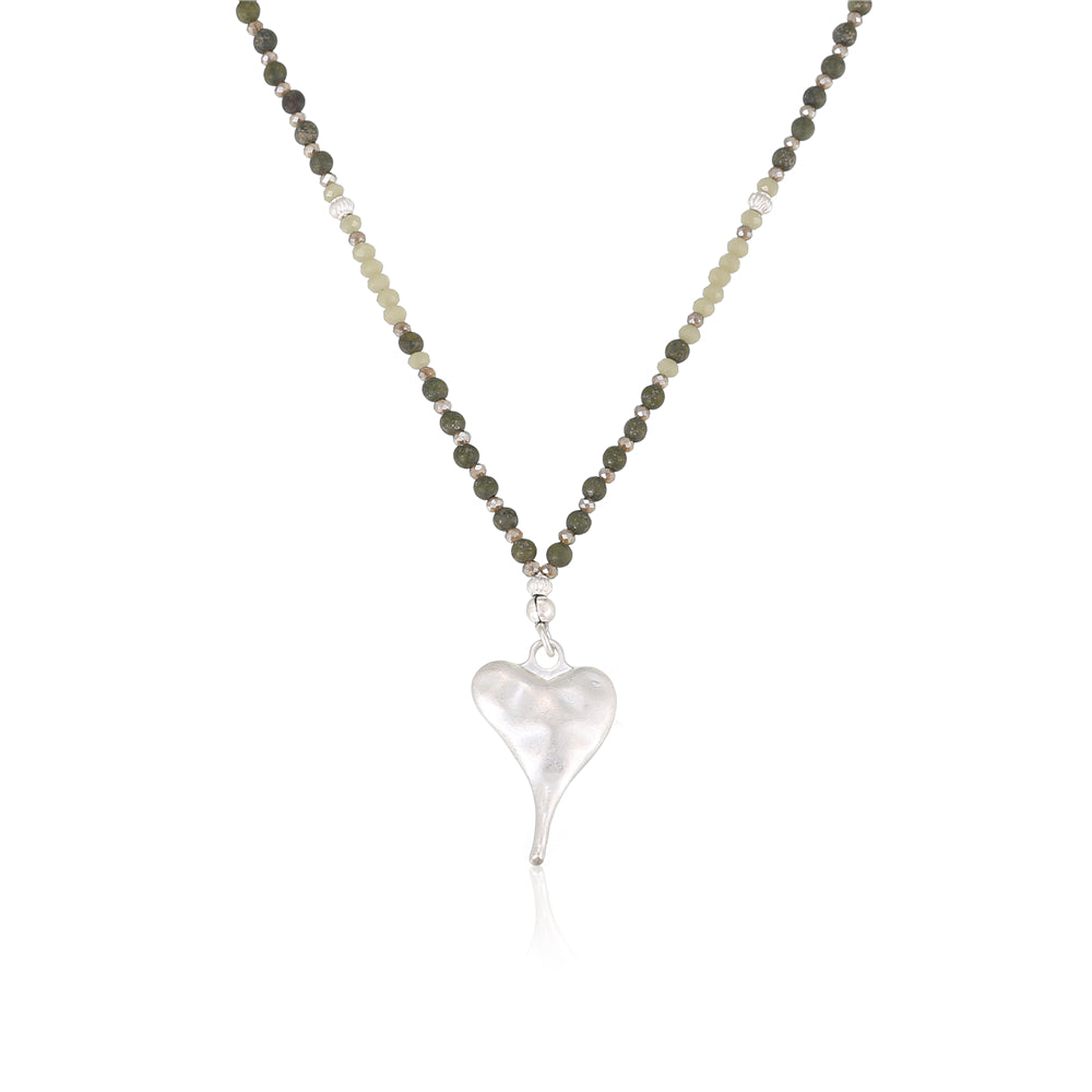 Halskette mit echter afrikanischer grüner Jade und Herzanhänger Andreani – Handgemachter Schmuck