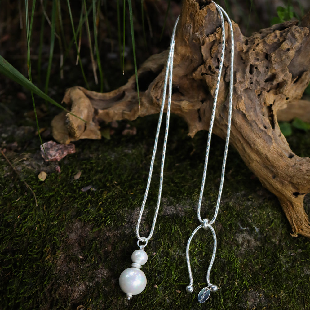 Halskette mit Anhänger aus echtem Shellbead