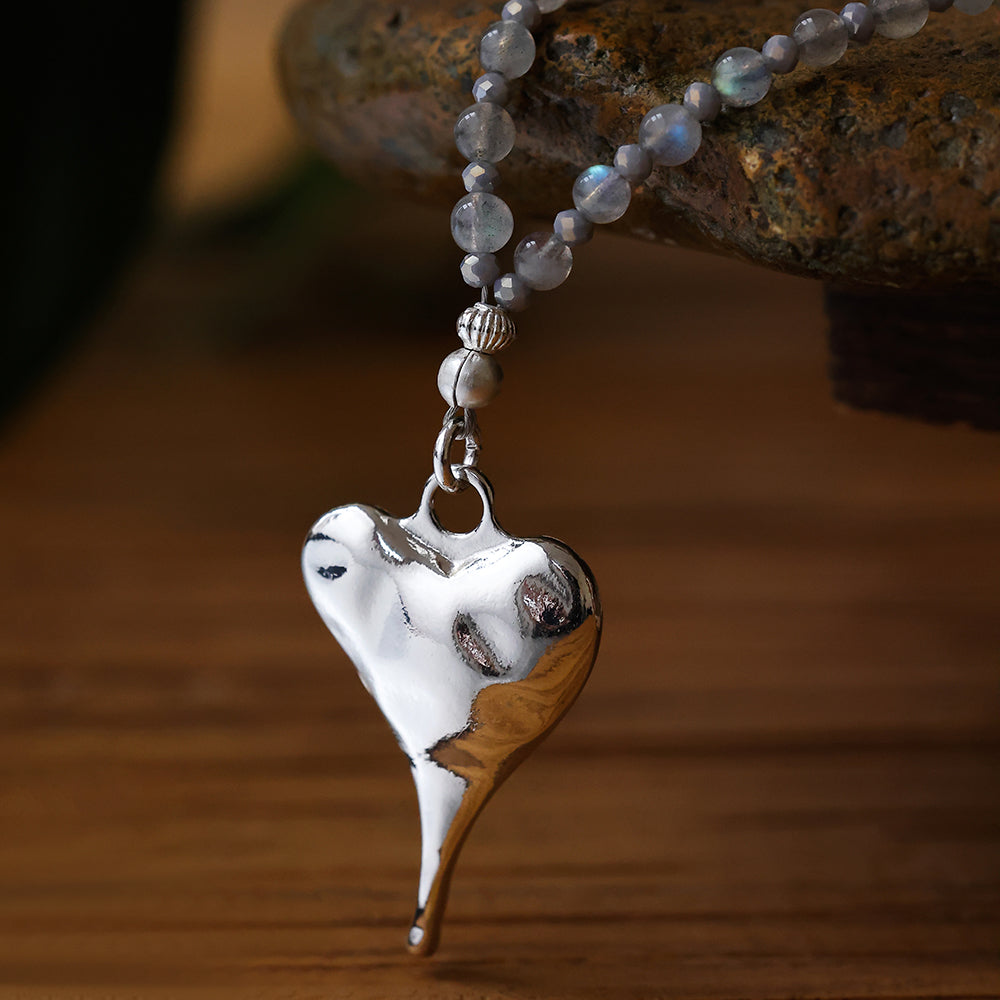 Halskette aus echtem Labradorit mit Herzanhänger