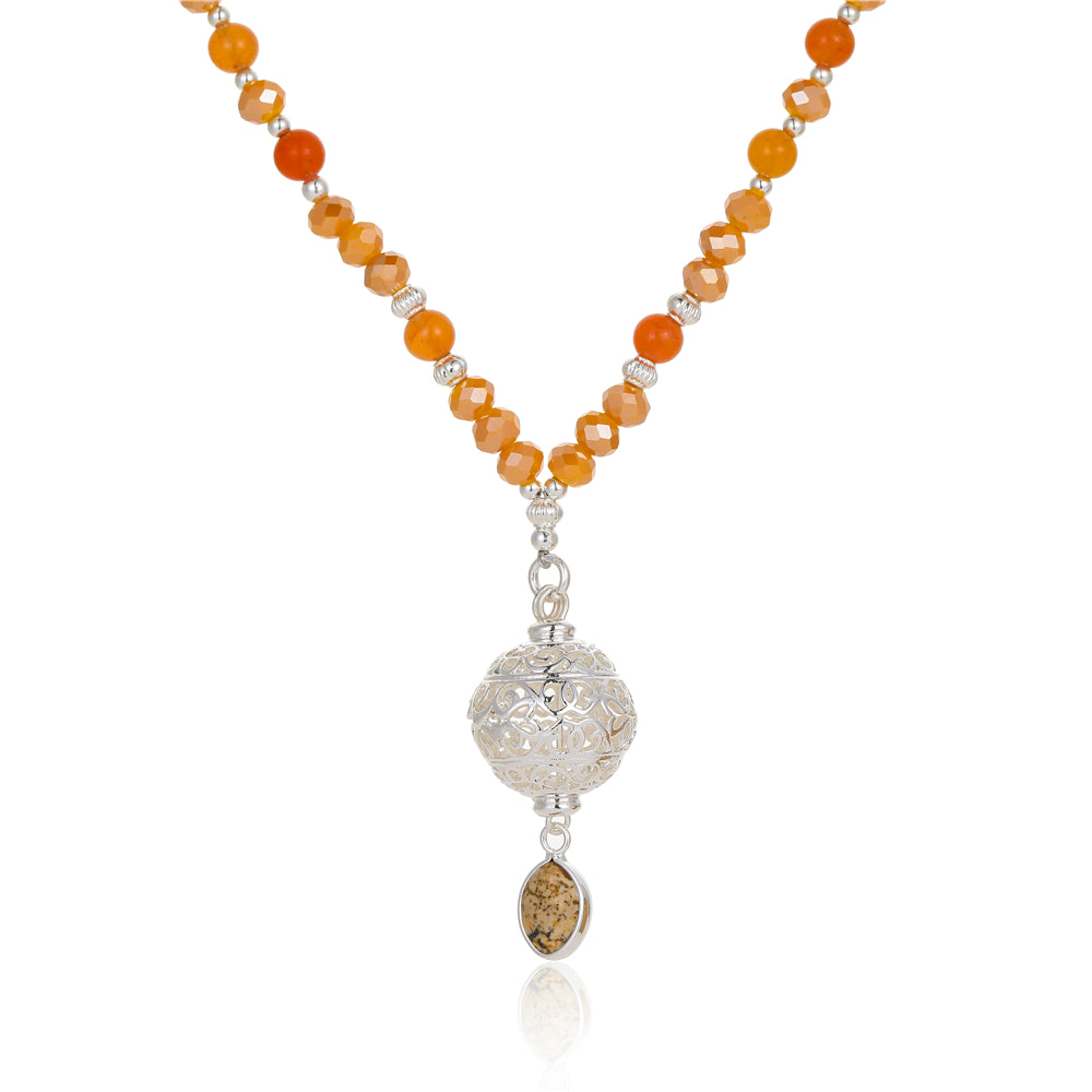 Kette mit Kugelanhänger aus Brasilianischer Jade