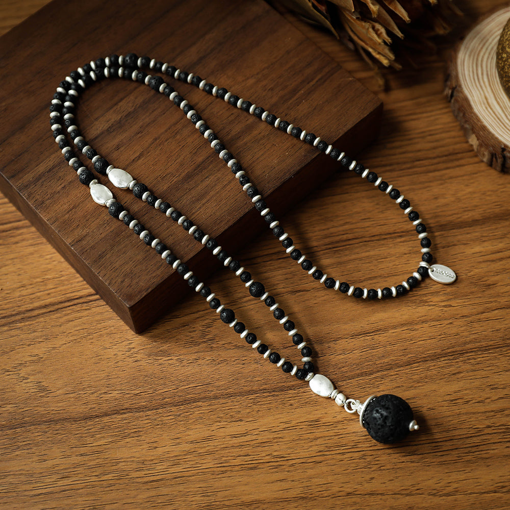 Halskette aus Lavastein