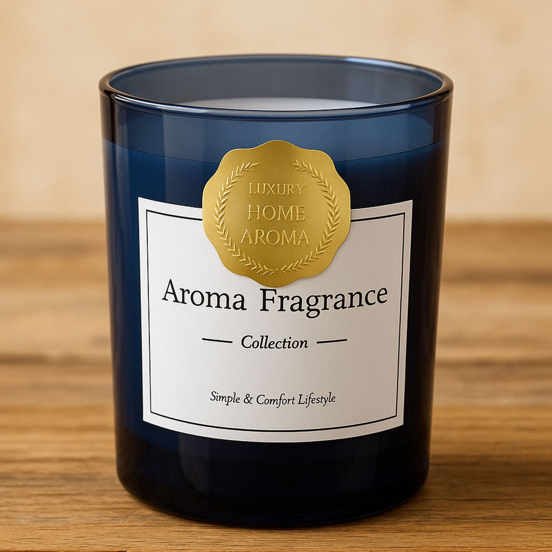 Elegante Duftkerze im blauen Glas