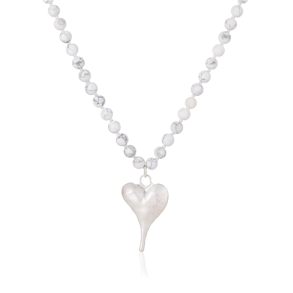 Halskette mit echtem Howlith Andreani – Handgemachter Schmuck