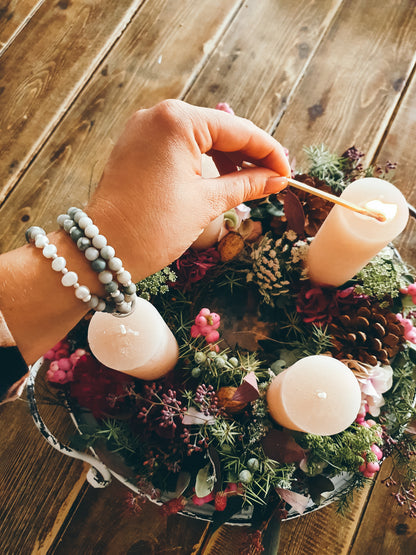 Perlen Gold Adventskalender mit echten Perlen goldfarbig und Accessoires