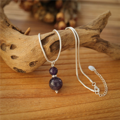 Halskette mit Anhänger aus Amethyst