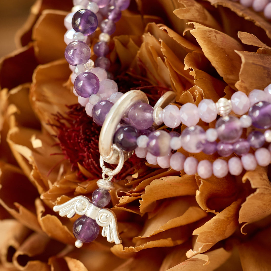 Armband aus echtem Amethyst mit Engelanhänger