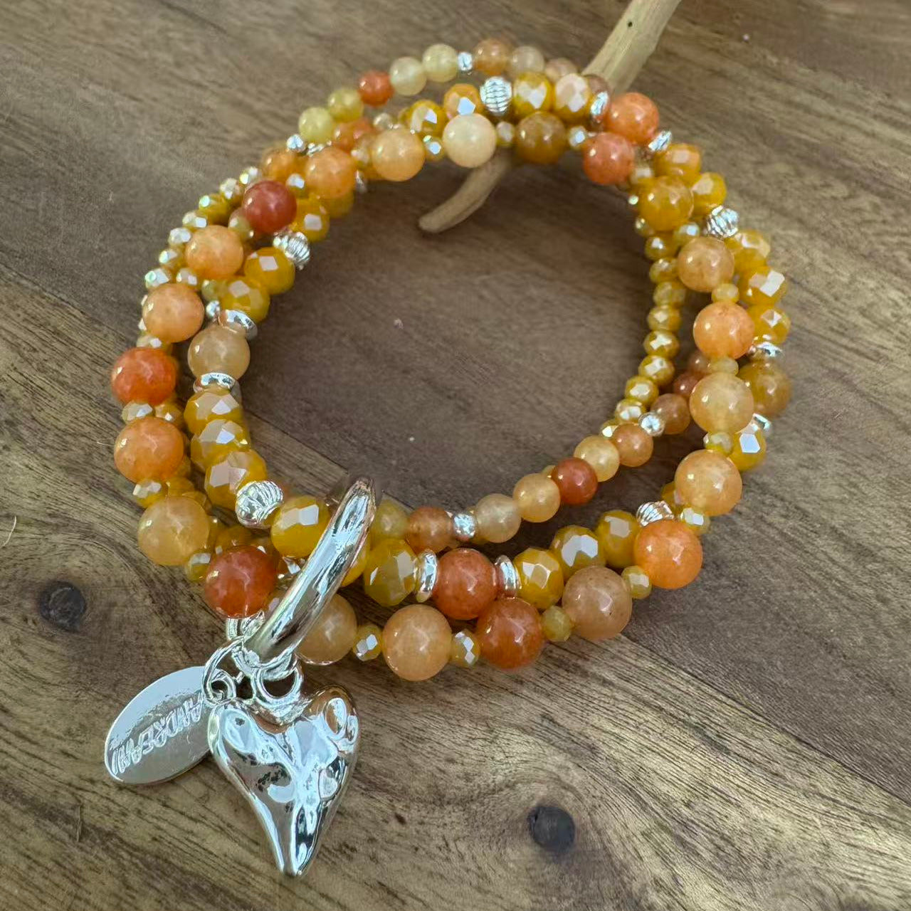 Armband mit Herzanhänger aus Brasilianischer Jade