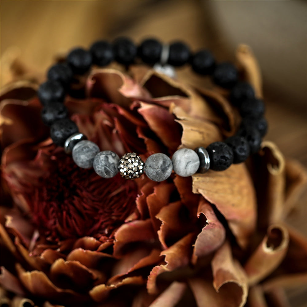 Armband aus echtem Lavastein mit Schmuckelementen