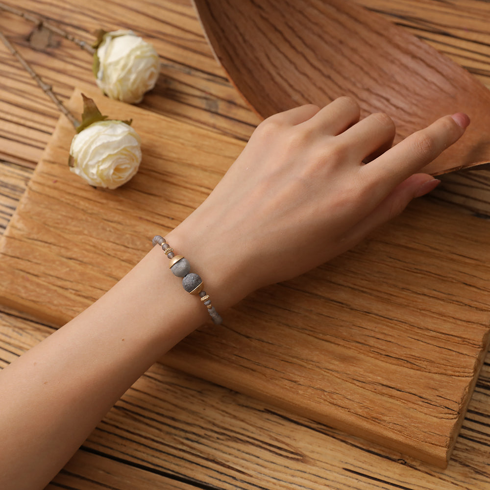 Armband aus grauer Picasso