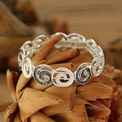 Geschenkset mit Schmuck aus rhodiniertem Metall, Schal &amp; Herzkiste
