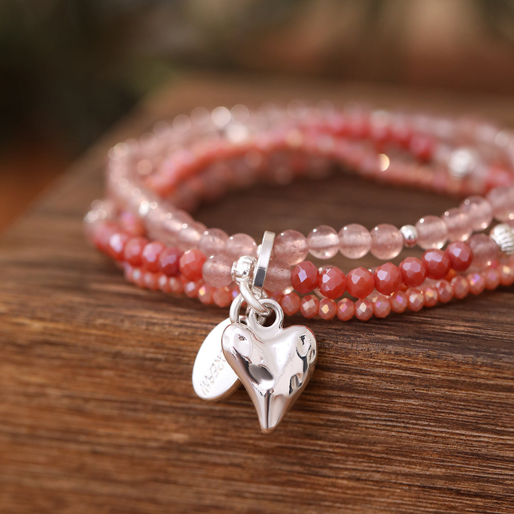 Armband aus echter Erdbeerquarz mit Herzanhänger