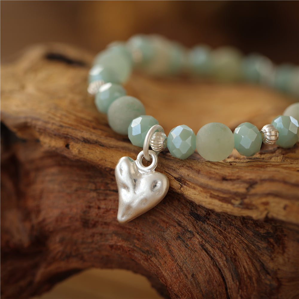 Armband aus echtem Cuprit mit Herzanhänger