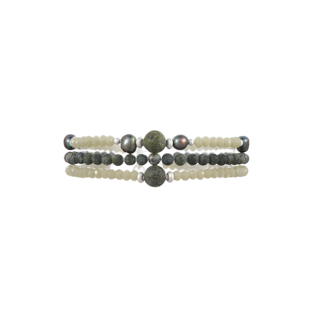 Armband aus Süsswasserperlen mit Glas