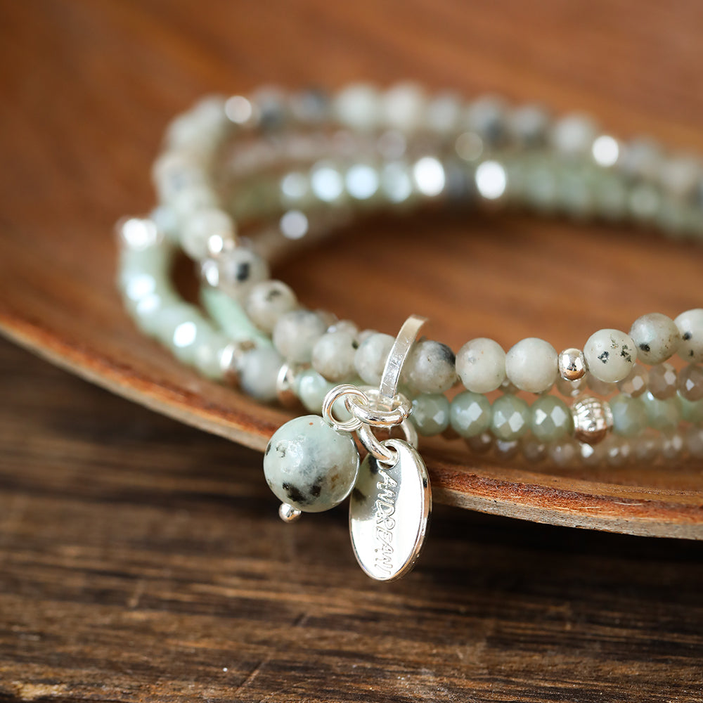 Armband aus echtem Kiwi Jaspis mit Anhänger