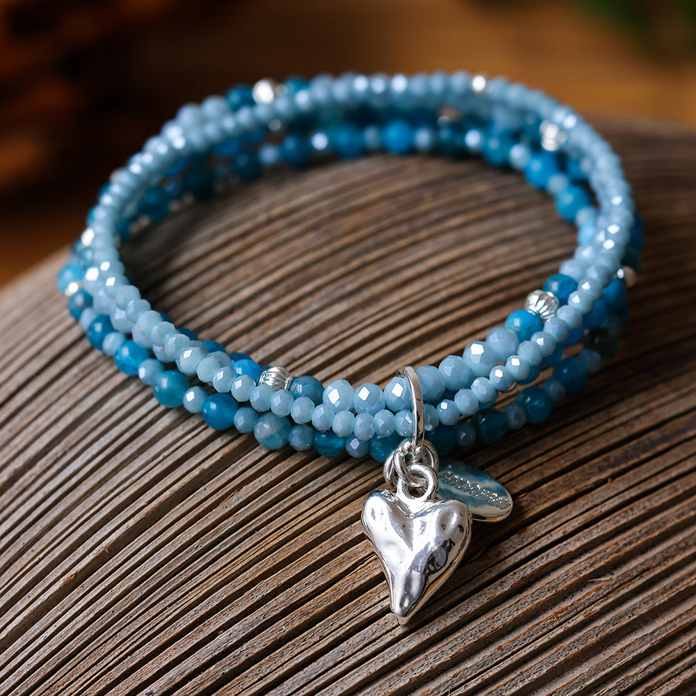 Armband aus Apatit mit Herzanhänger