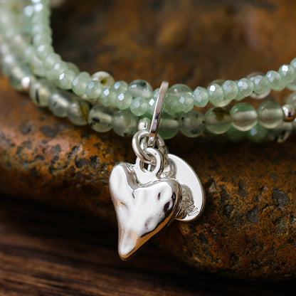 Armband aus echtem Prehnite mit Herzanhänger