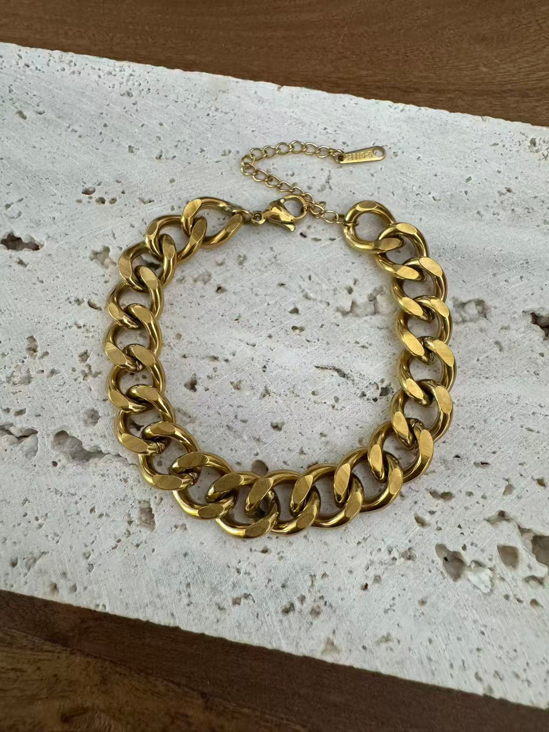 Armband aus Edelstahl wasserfest