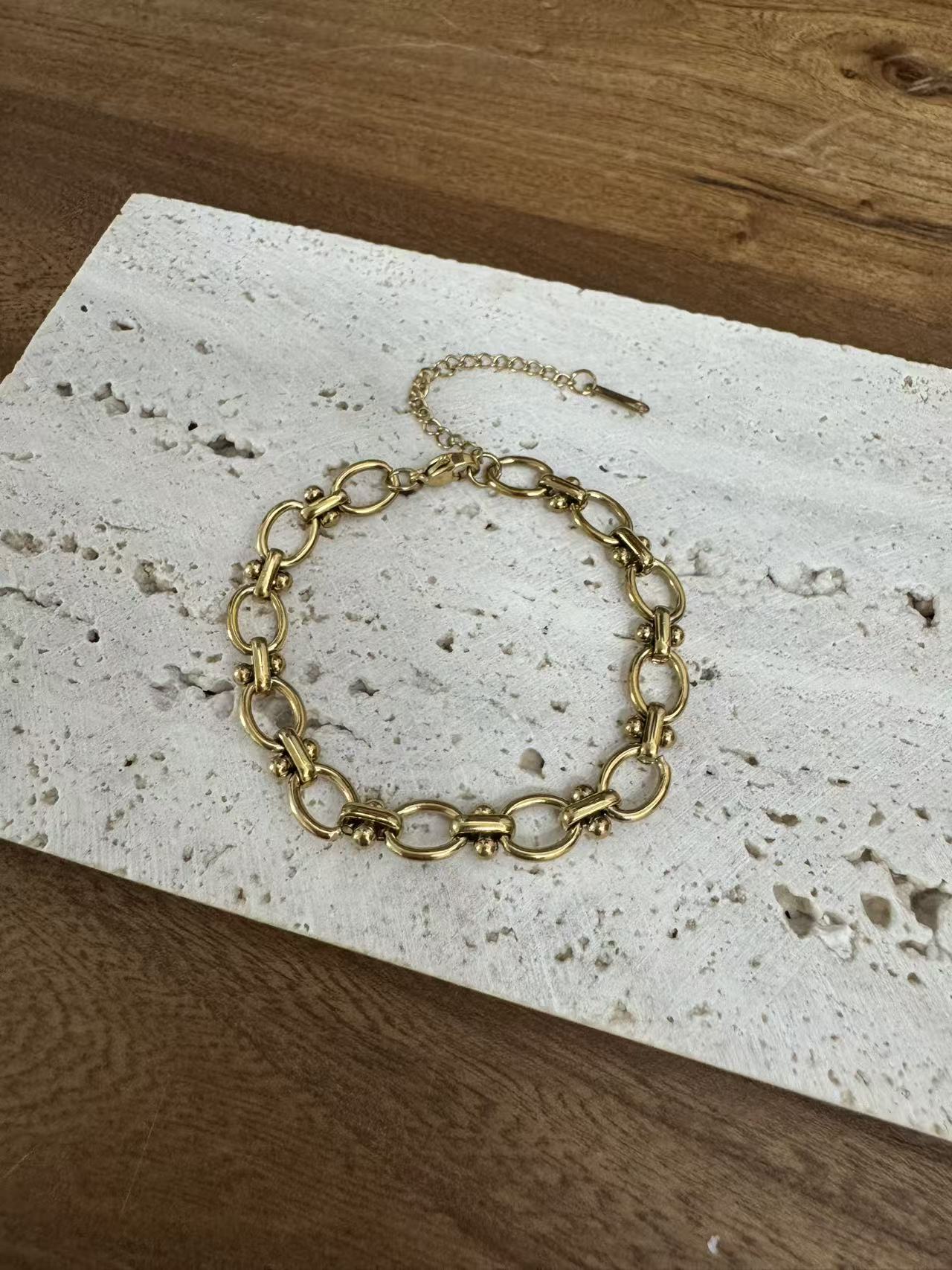 Armband aus Edelstahl
