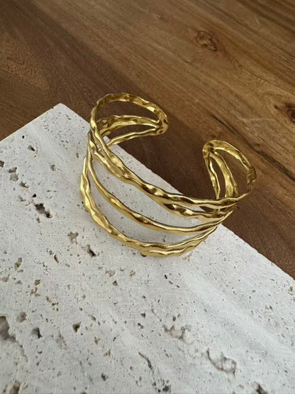 Armband aus Edelstahl