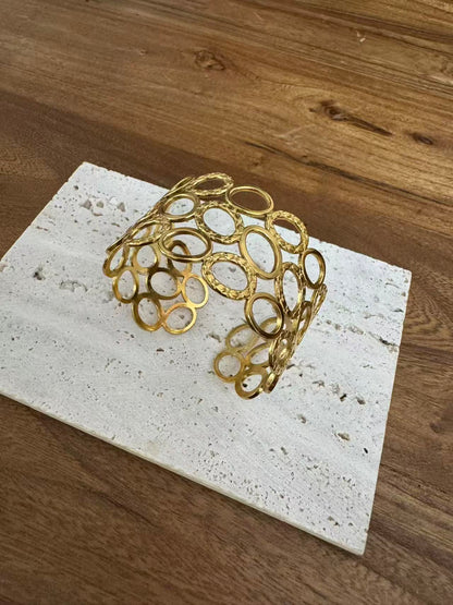 Armband aus Edelstahl