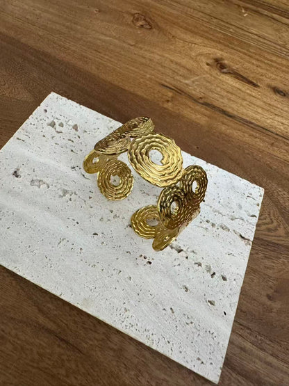 Armband aus Edelstahl