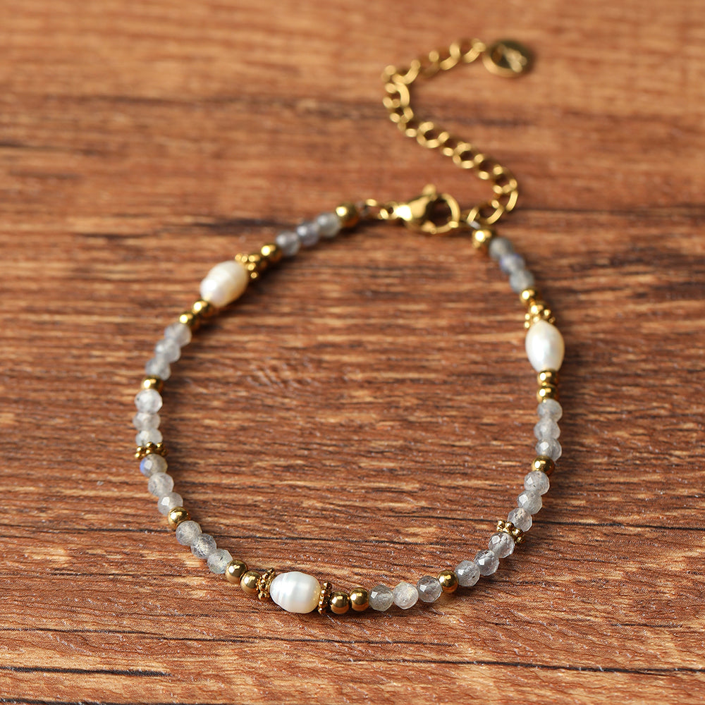 Armband aus echtem Labradorit mit Süsswasserperlen goldfarbig