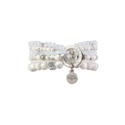 Armband mit echten weissen Howalit  Steinen