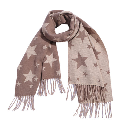 Brauner Schal mit Sternen