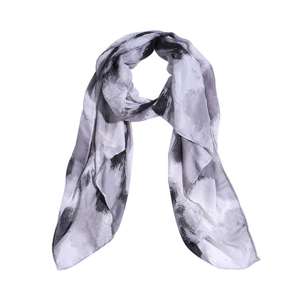 Schal mit abstraktem Muster in Grau, Schwarz und Weiss