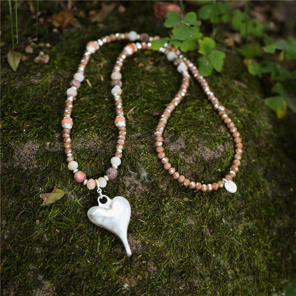 Halskette mit echtem Leopardenjaspis und Herzanhänger Andreani – Handgemachter Schmuck