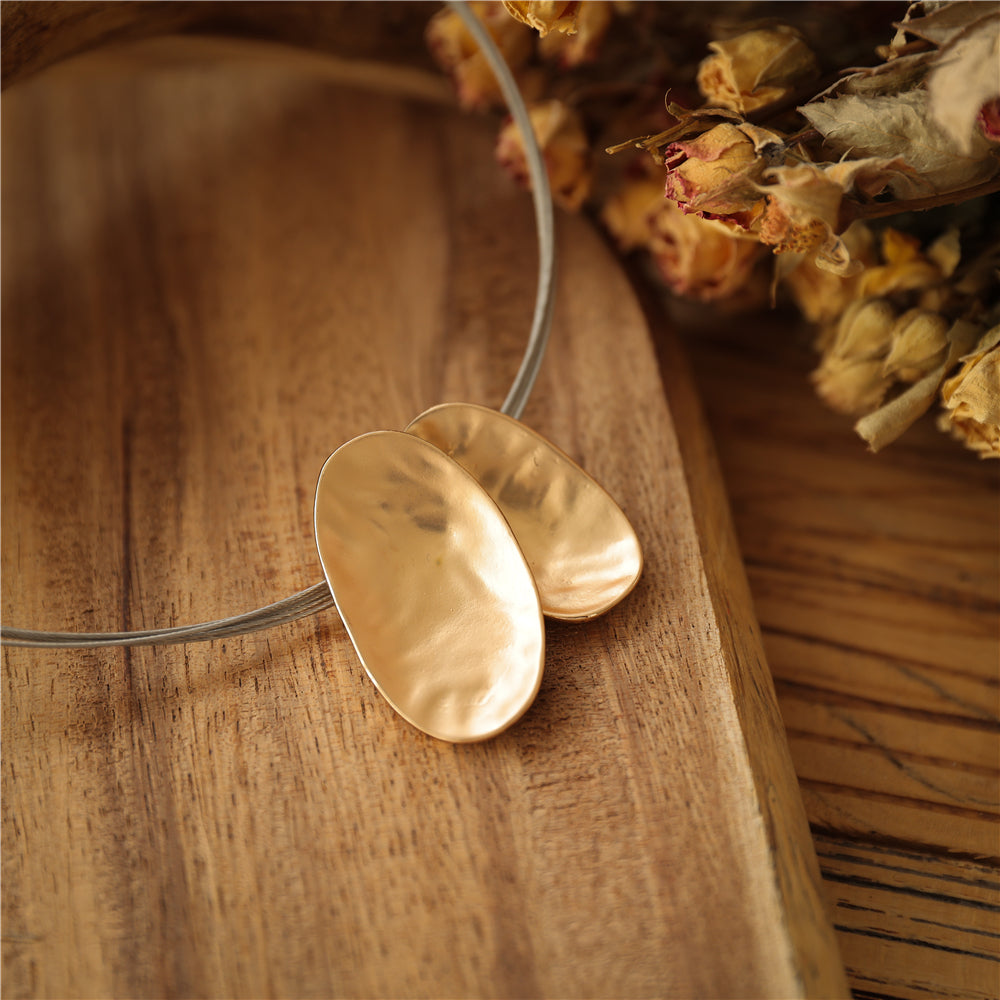 Halskette aus rhodiniertes Metall mit Anhänger (Gold)