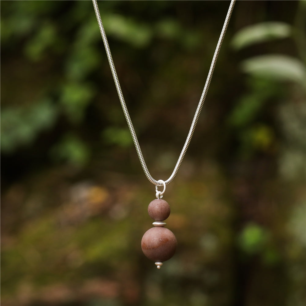 Elegante Halskette mit Anhänger aus echtem violettem Aventurin