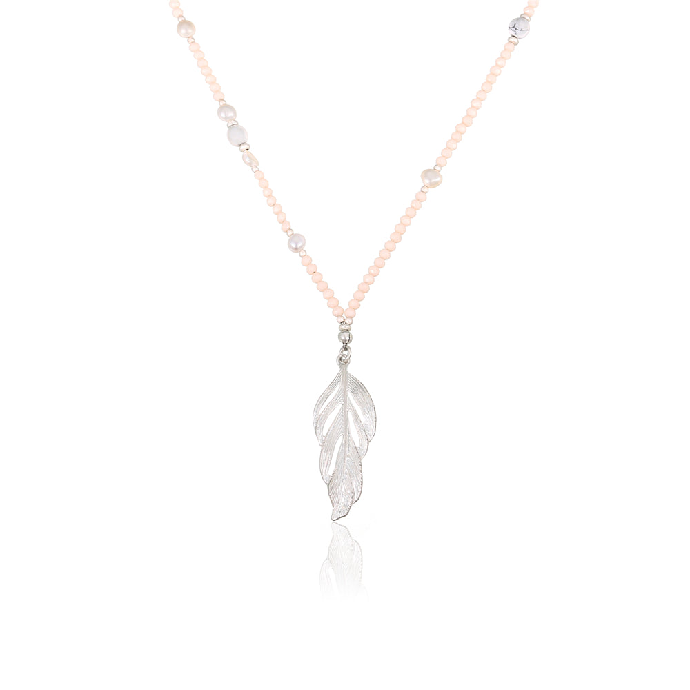 Halskette aus echten Süsswasserperlen mit Federanhänger