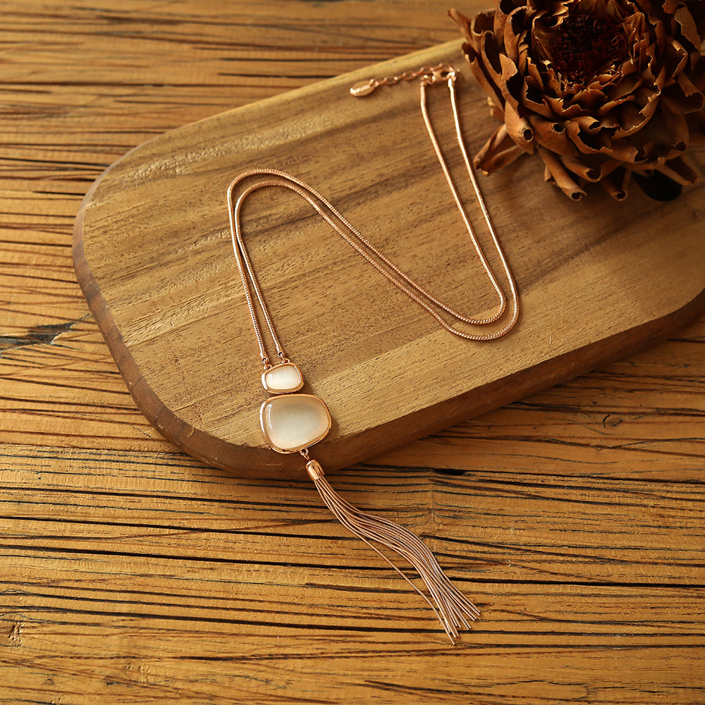 Halskette aus rhodiniertes Metall mit Pendant Anhänger