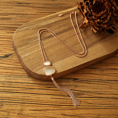 Halskette aus rhodiniertes Metall mit Pendant Anhänger