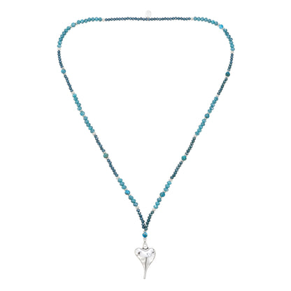 Kette mit Herzanhänger aus Apatit