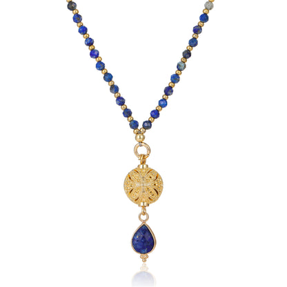 Kette mit Kugelanhänger aus Sodalith in Gold