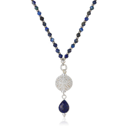 Kette mit Kugelanhänger aus Sodalith in Silber