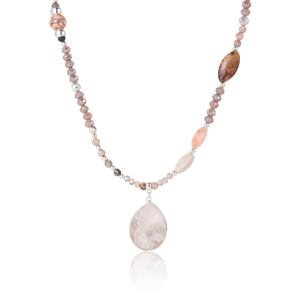 Kette mit Anhänger aus Jaspis und Achat