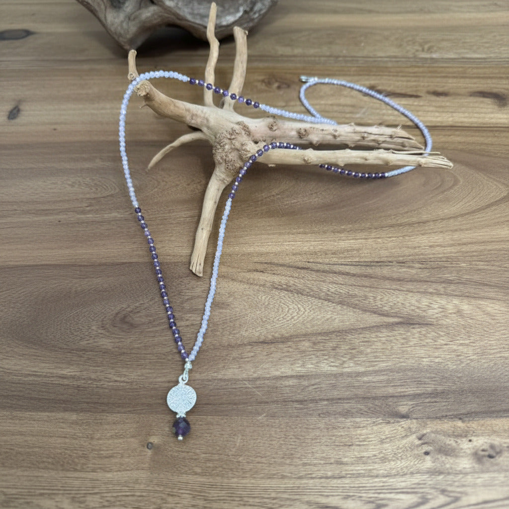 Halskette aus Amethyst mit Anhänger