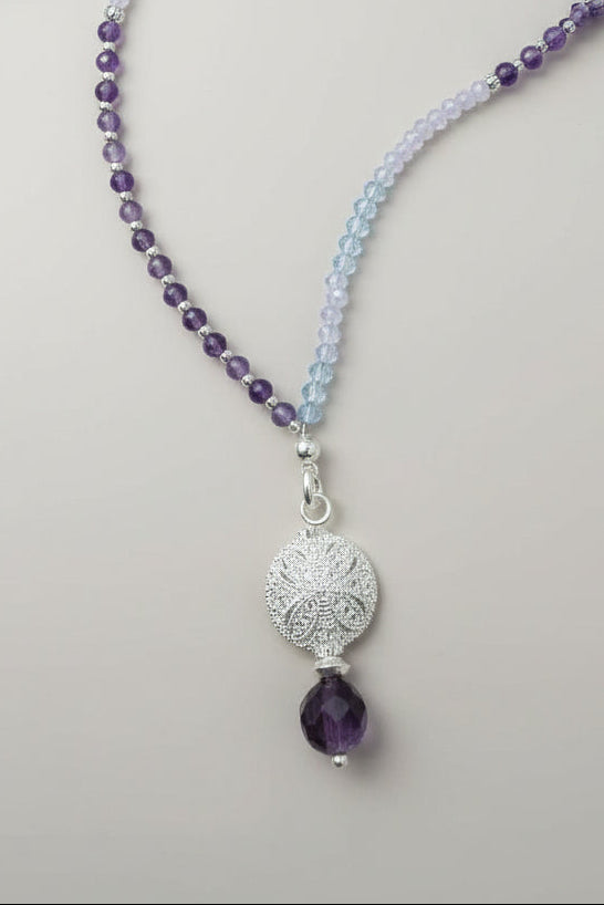Halskette aus Amethyst mit Anhänger