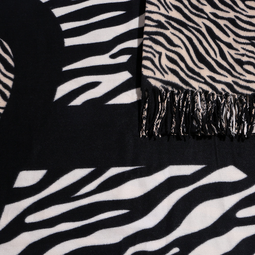 Schal mit Animal-Print in Schwarz &amp; Beige
