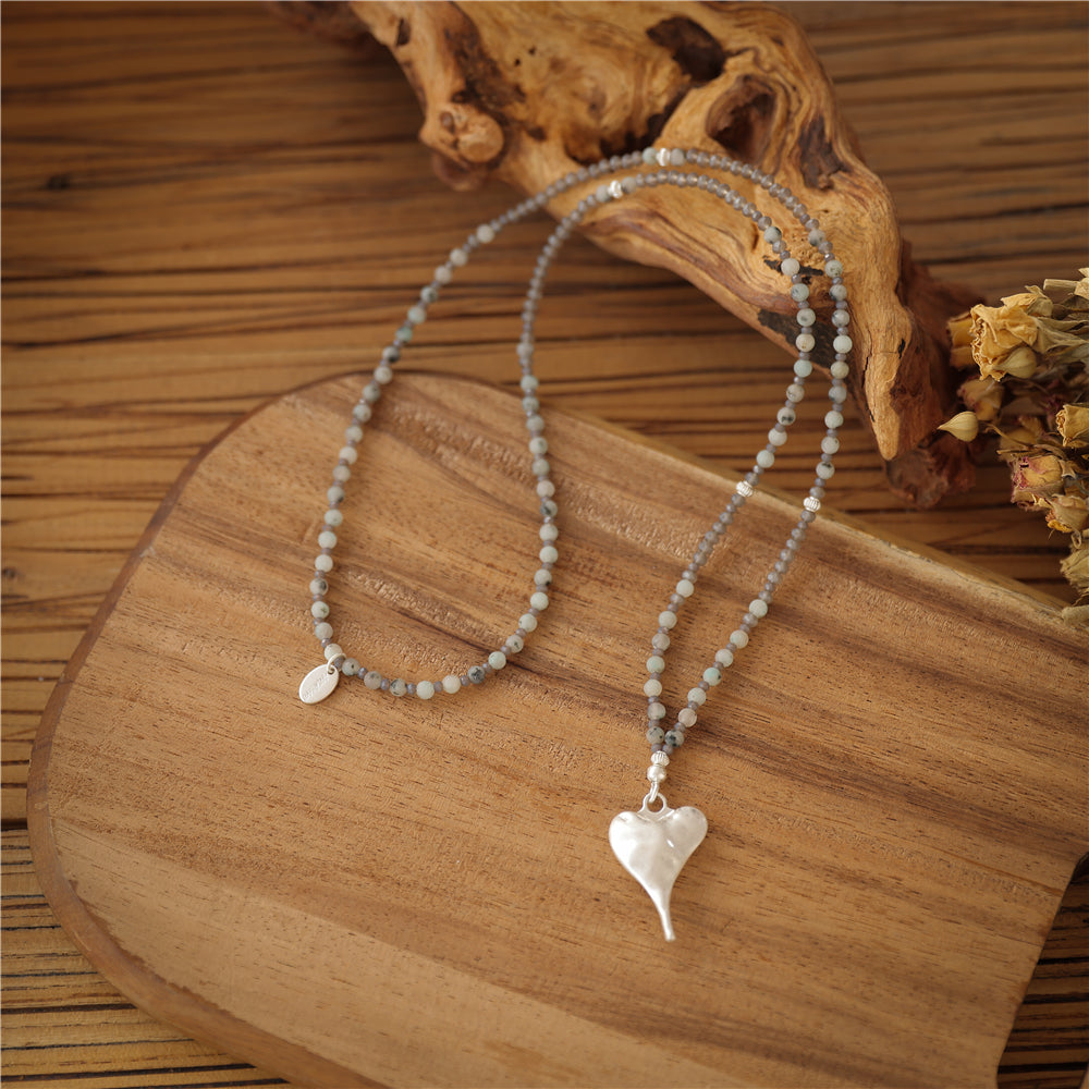 Halskette mit echtem grauem Kiwi Jaspis Andreani – Handgemachter Schmuck